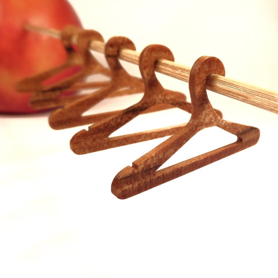 Mini wooden hangers by Sawdust Minis