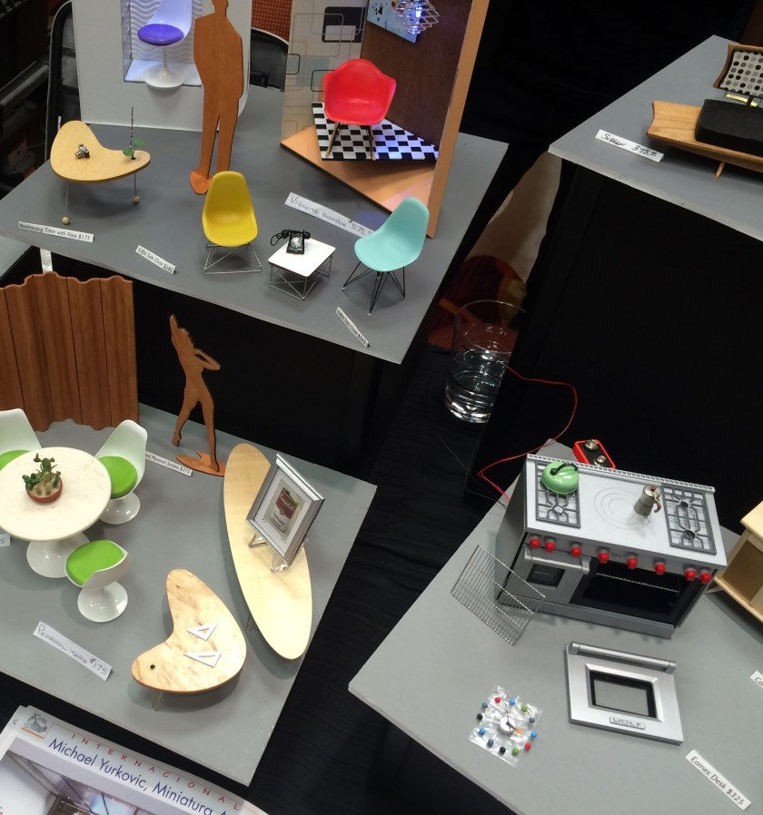 Atomic Miniature at Chicago Miniature Show 2015. Photo by Holly Tierney-Bedord. All rights reserved.