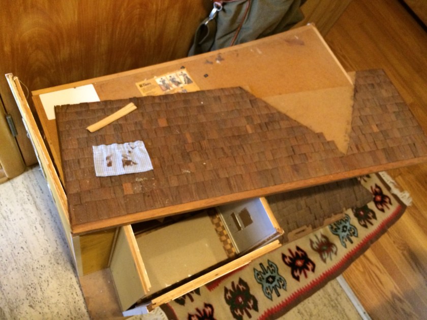 A new mini house flipping project?