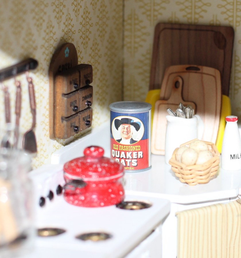 Something's cooking in the kitchen... Photo by Holly Tierney-Bedord. Flip This (Mini) House. All rights reserved.